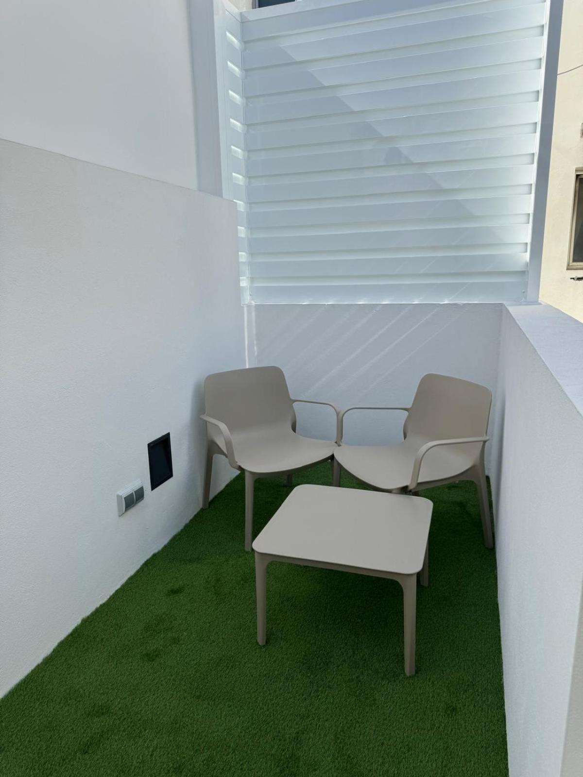 Moderno Costa 49 2-d Appartement